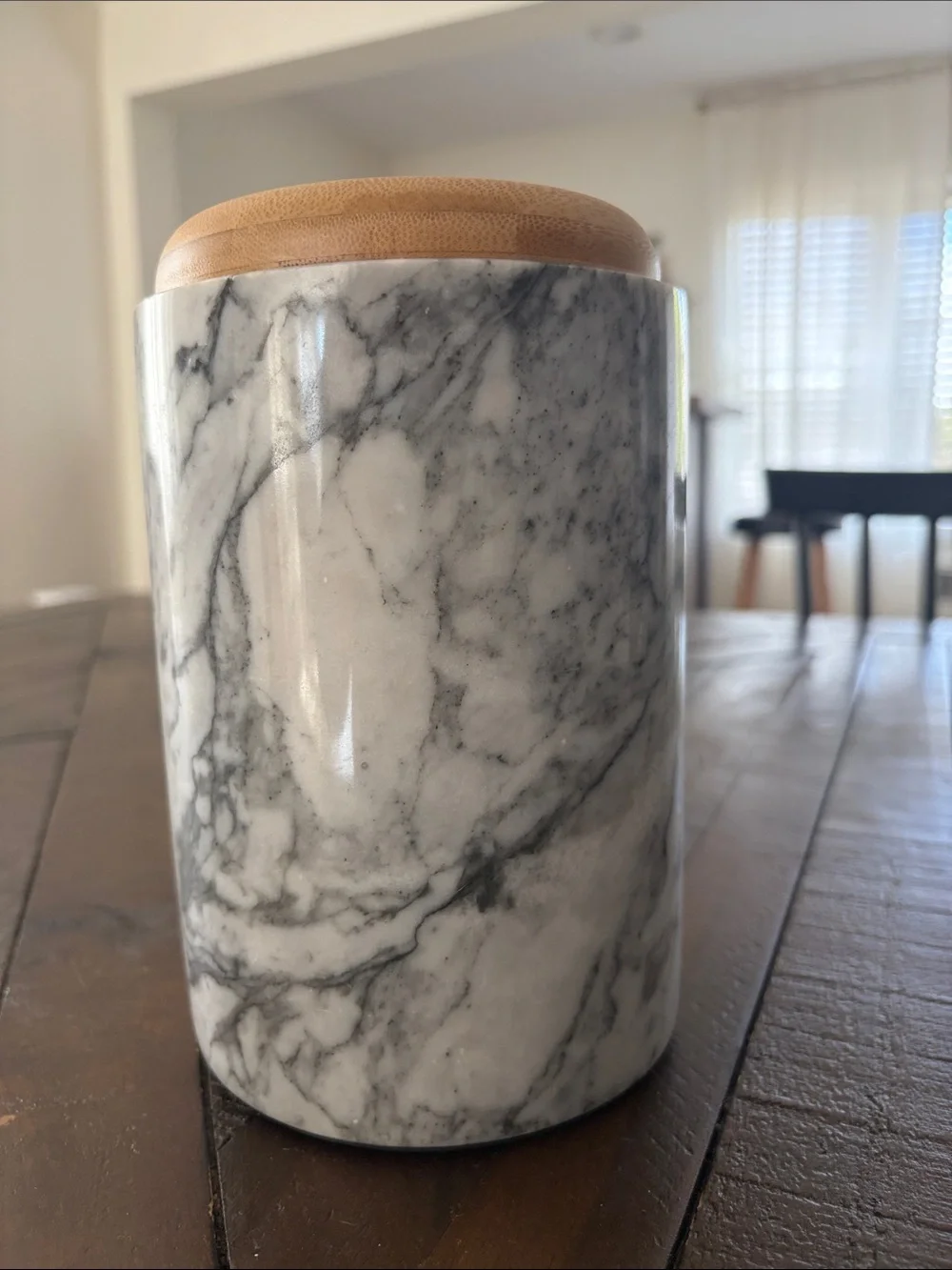8.5 inch marble vein gray cannister cylinder with suction lid